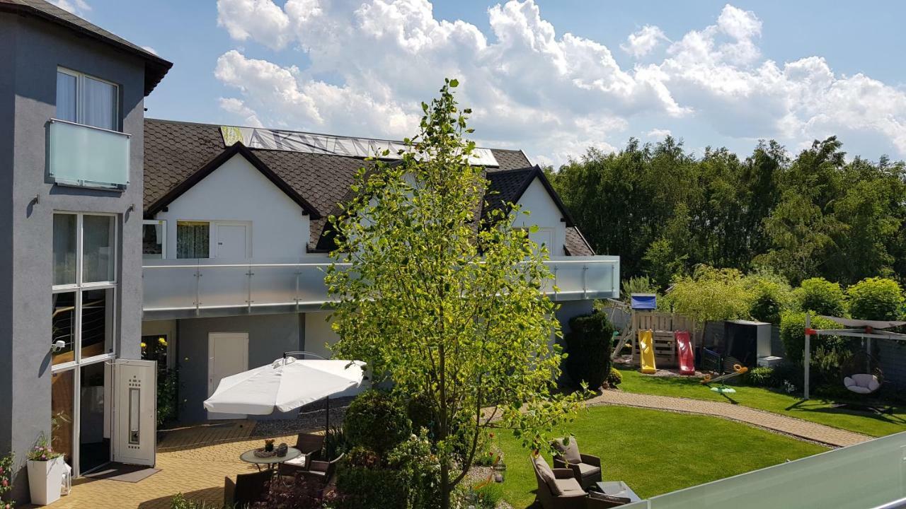 Akwamaryn Spa Ниешорце Екстериор снимка